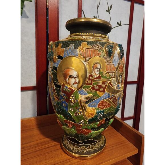 Antique Japanese Satsuma Moriage Relief Vase with Elephant 12" - Picture 3 of 9